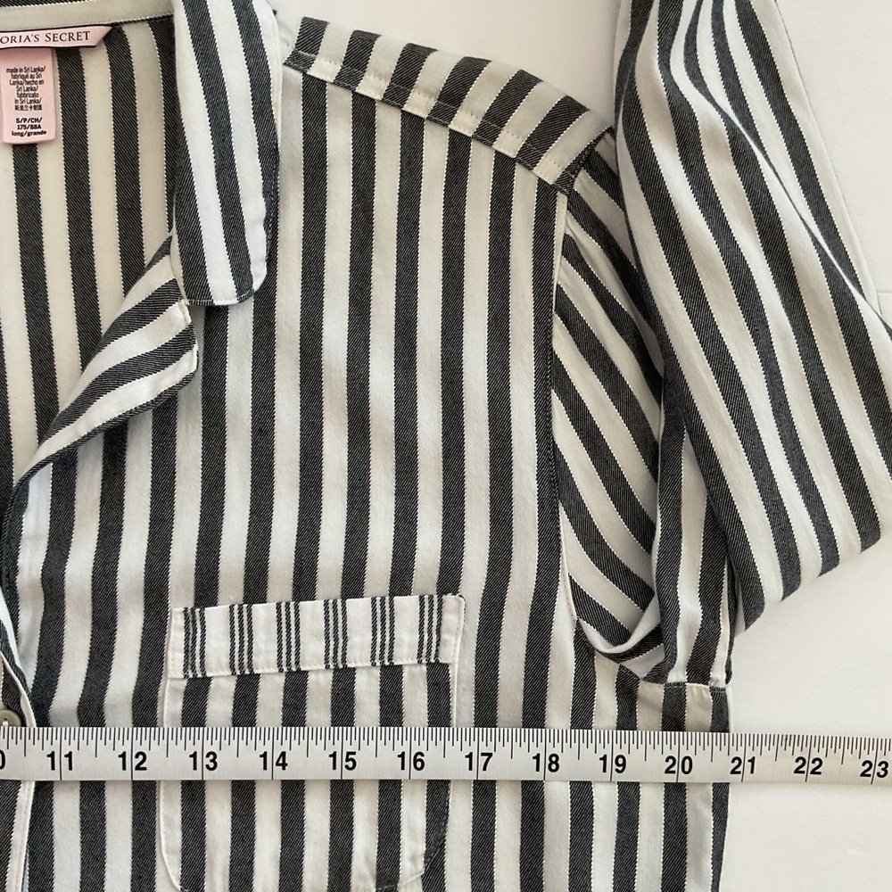 Victoria's Secret Grey Striped Pajama Set Size S - Picture 9 of 13